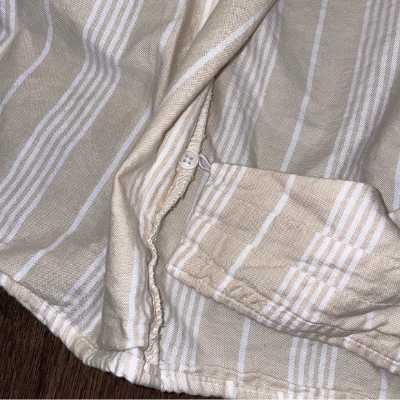 Old Navy Wrap-Front Cropped Oxford Sarong Top - Picture 6 of 9